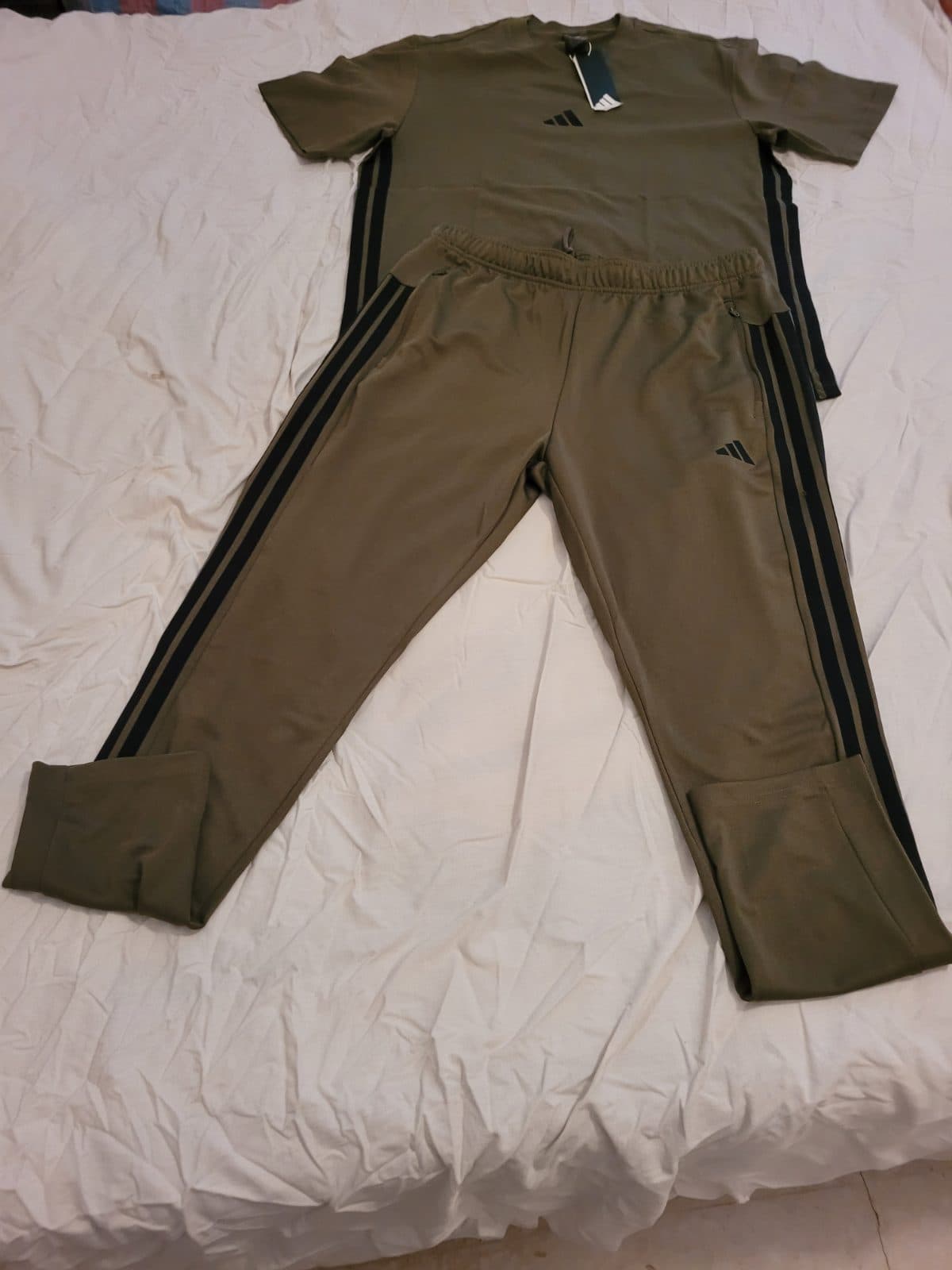 Survêtements orginal adidas